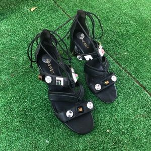 Nine West strappy shoes with jewels